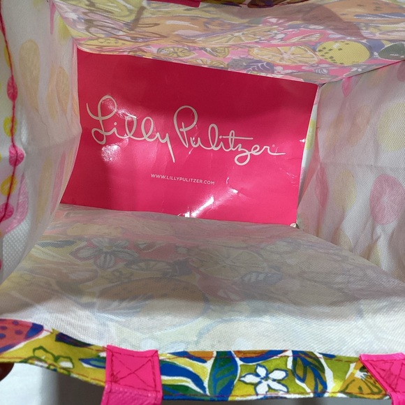Lilly Pulitzer Shopping Tote Plastic Vinyl Washable Tote Bag Pink Grapefruit - Picture 9 of 11